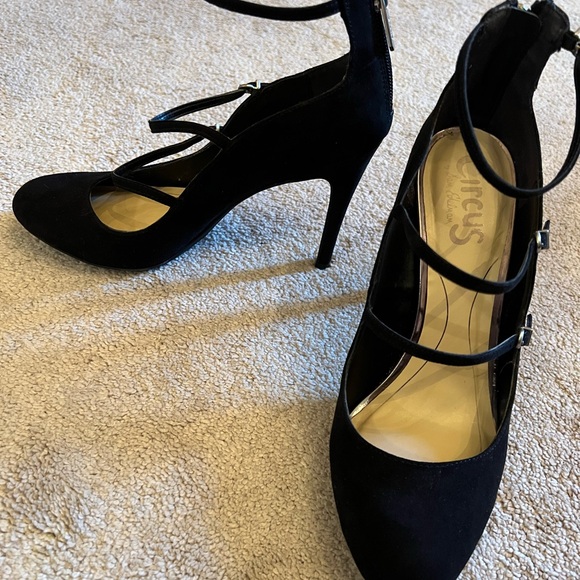 Circus by Sam Edelman Black Strappy Suede Heels size 8.5 - Picture 3 of 5